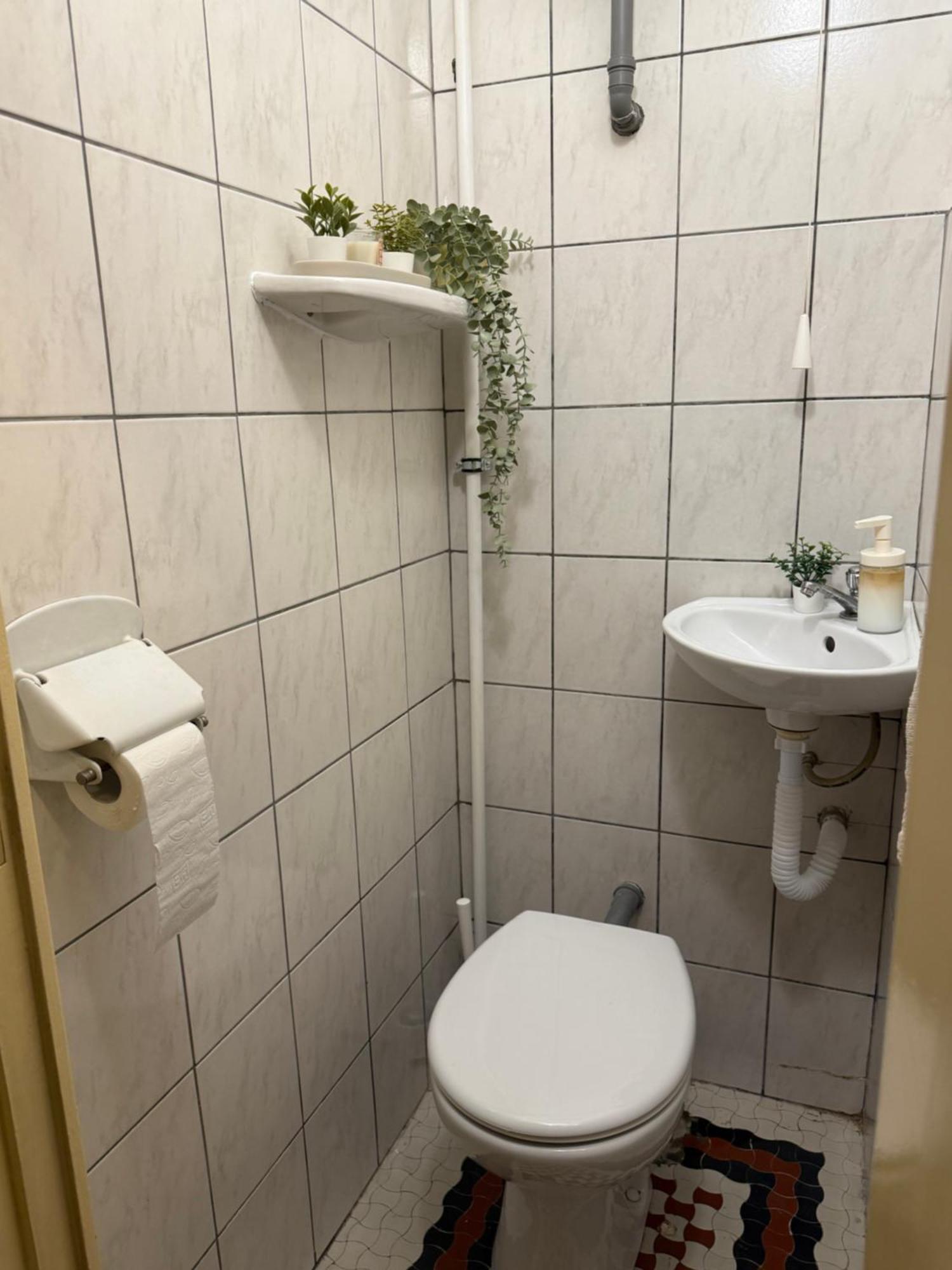 Ultracentral Apartment 4 Rooms - Old City Center -120 Square Meters - Bukarest Exterior foto